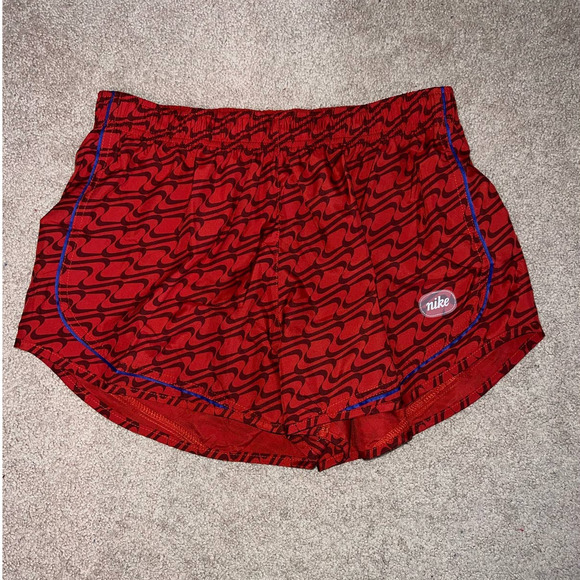 Nike Pants - New Nike Move to Zero womens athletic shorts size L